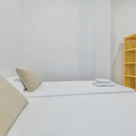 Apartment Apto Gran Capitan Center I - Parking